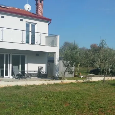 Olivia Valkanela App 2 Apartment Vrsar