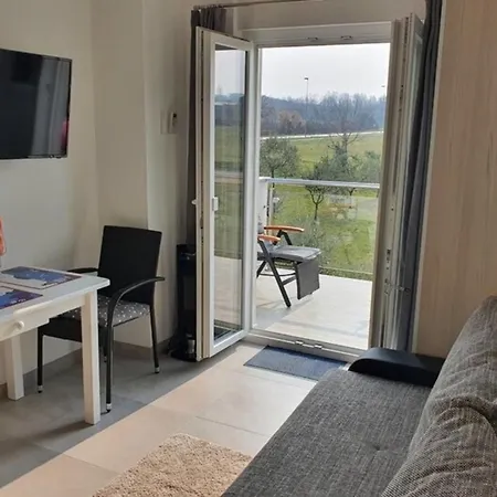 Olivia Valkanela App 2 Apartment